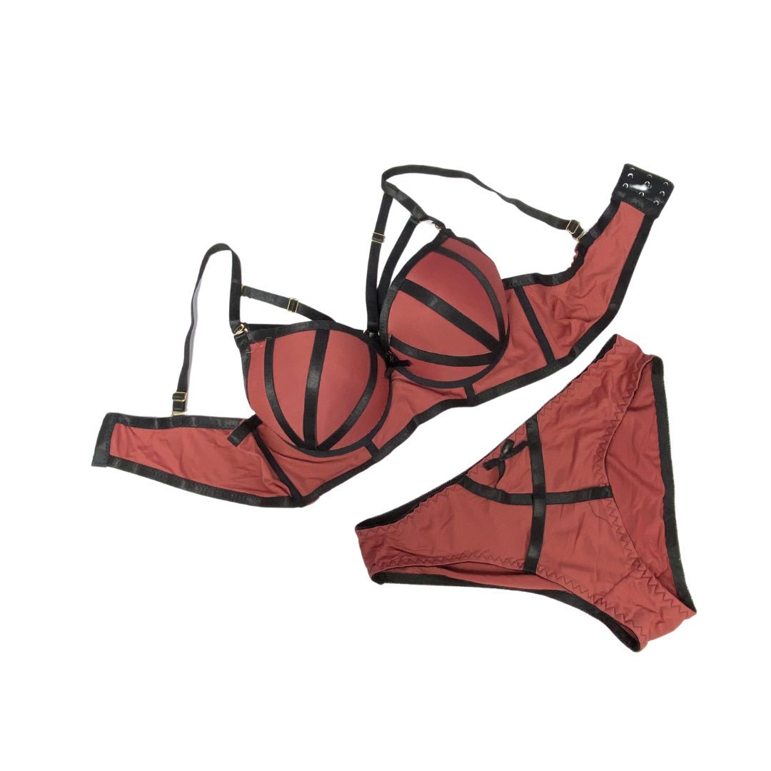 Contour Strapped Lingerie Set - ZS WISHE